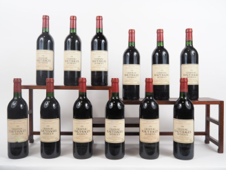 Vente aux enchères 12 BOUTEILLES CHÂTEAU HAUT BAGES AVEROUS PAUILLAC - 1986 - CBO - 6 BG
