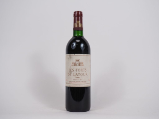 Vente aux enchères 1 BOUTEILLE LES FORTS DE LATOUR PAUILLAC - 1992 - BG