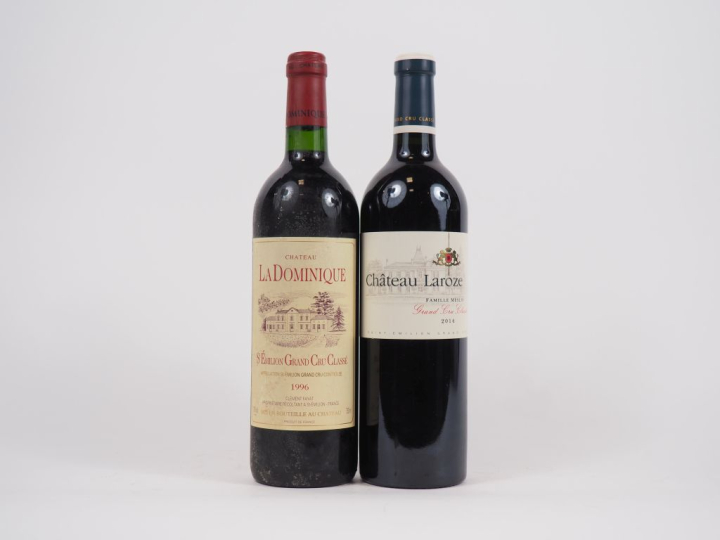 2 BOUTEILLES GCC ST ÉMILION : 1 CHÂTEAU LA DOMINIQUE 1996/1 CHÂTEAU LA