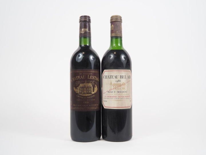 2 BOUTEILLES : 1 CHÂTEAU LESTAGE CB LISTRAC MÉDOC 1998/1 CHÂTEAU BEL A