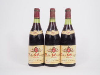 Vente aux enchères 3 BOUTEILLES NUITS ST GEORGES MAISON JB BÉJOT 1979 : 1 de 3 CM