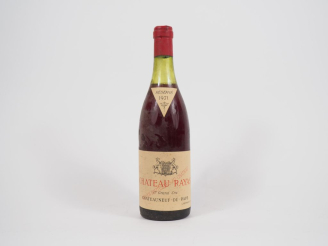 Vente aux enchères 1 BOUTEILLE CHÂTEAU RAYAS CHÂTEAUNEUF DU PAPE - 1971 - 4 CM