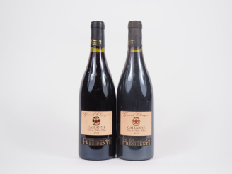 Vente aux enchères 2 BOUTEILLES CAIRANNE COTES DU RHÔNE VILLAGES "GRANDS CLASSIQUES" DOMA