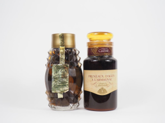 Vente aux enchères 2 BOUTEILLES : 1 COCKTAIL DE FRUITS A BASE DE VIEIL ARMAGNAC P. LACHÈZ