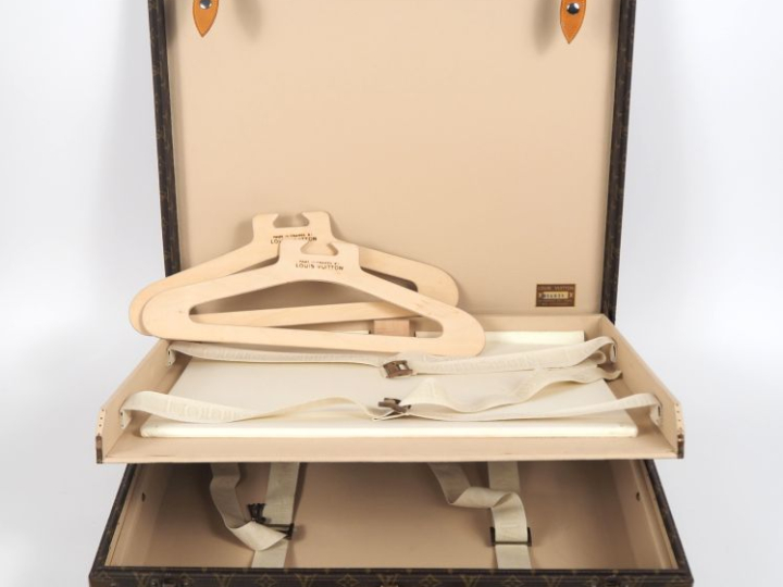 LOUIS VUITTON   Valise, modèle Braken, rigide en toile enduite monogra