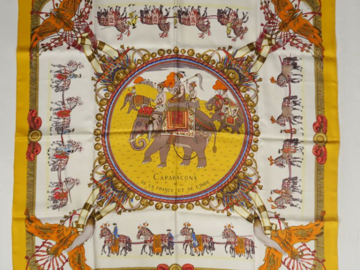 HERMES, Paris Carré de soie, modèle "Caparaçons de la France et de l'I