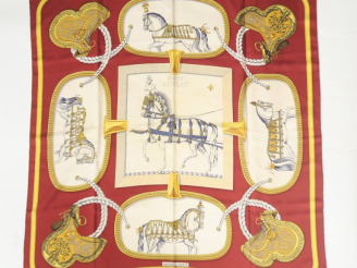 Vente aux enchères HERMES, Paris Carré de soie, modèle "Grand apparat".  D'après Jacques 