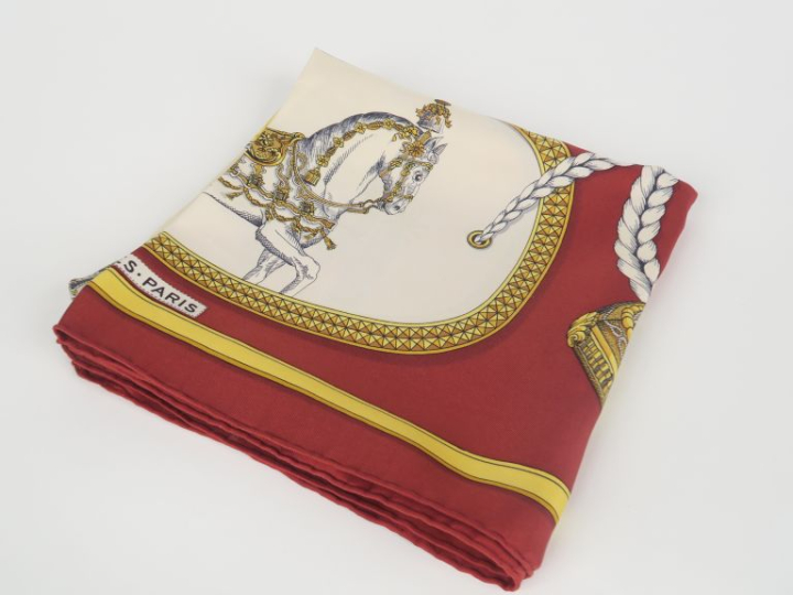 HERMES, Paris Carré de soie, modèle "Grand apparat".  D'après Jacques 