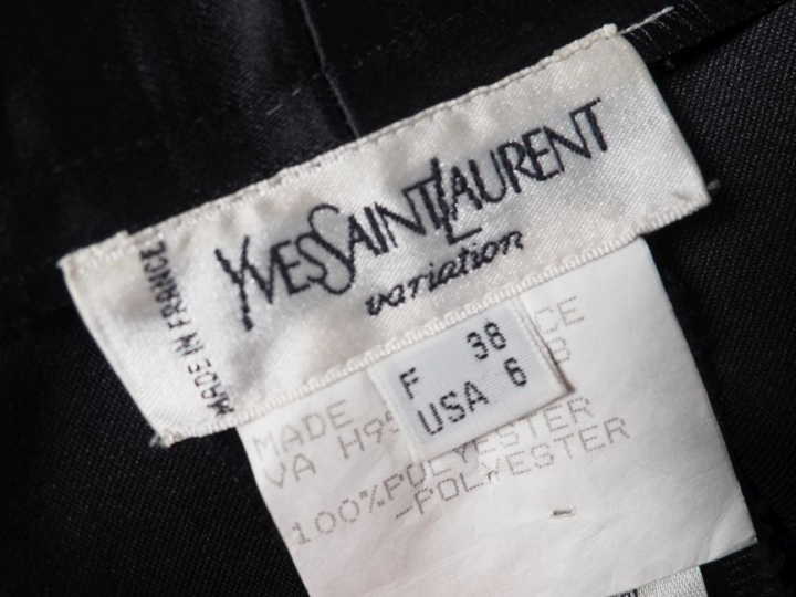YVES SAINT LAURENT, Variation Pantalon fluide noir à pinces en polyest