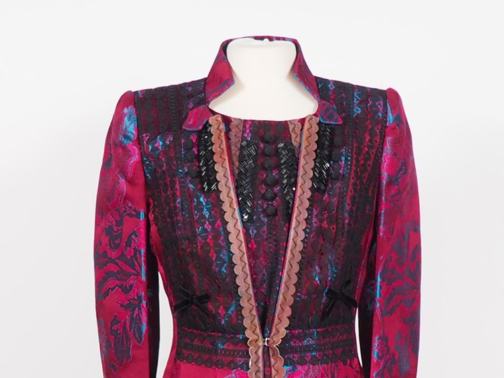 Christian LACROIX Ensemble veste et robe probablement en partie en soi