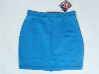 Vente aux enchères Jean's de Christian LACROIX,  Jupe courte turquoise en coton (100%). F