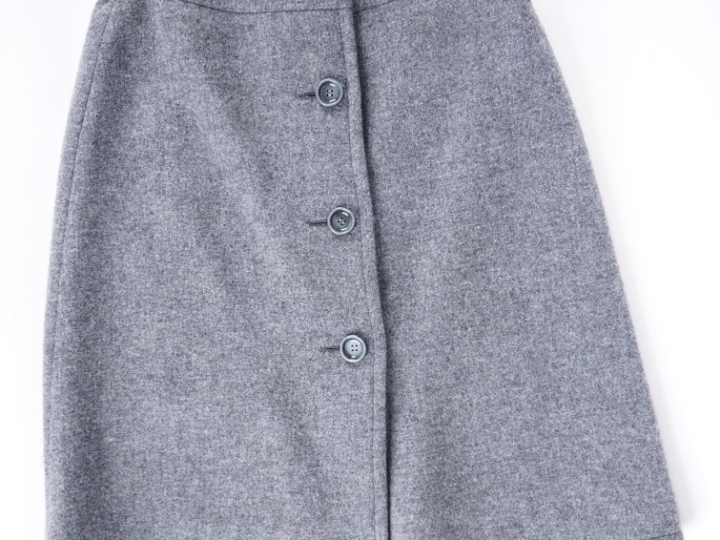 Pierre CARDIN Ensemble de tailleur, veste et jupe, probablement en lai