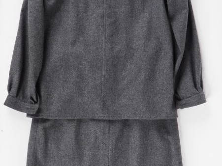 CELINE, Paris Ensemble de tailleur, veste et jupe, probablement en lai