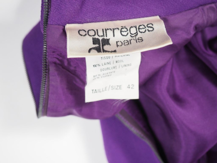 COURREGES, Paris Robe à manches longues violette en laine (100%).  Col