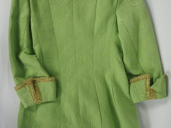 ALIMIA, Paris Ensemble de tailleur, veste et jupe, vert pomme, à décor