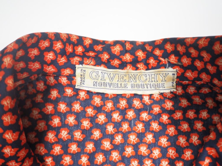 GIVENCHY, Nouvelle boutique Chemise à manches trois quarts, à décor de