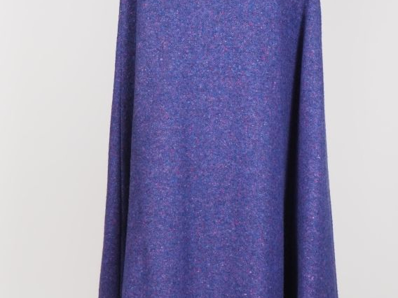 HOURIHAN Cape en laine (100%) chamarrée violette.  Ceinture, quatre bo