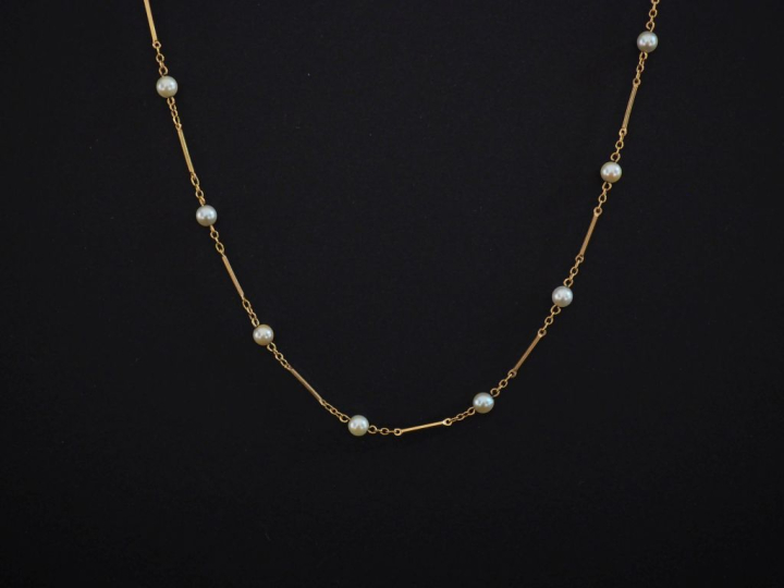 Collier souple en or jaune 750, composé de maillons rectangulaires et 