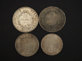 Vente aux enchères Ensemble comprenant :  - une pièce de 100 Francs en argent, 1984.  - u