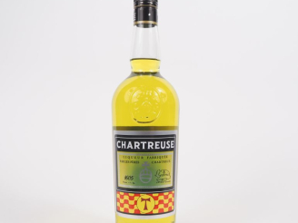 Vente aux enchères 1 BOUTEILLE CHARTREUSE JAUNE EPISCOPALE LA TAU - 2022