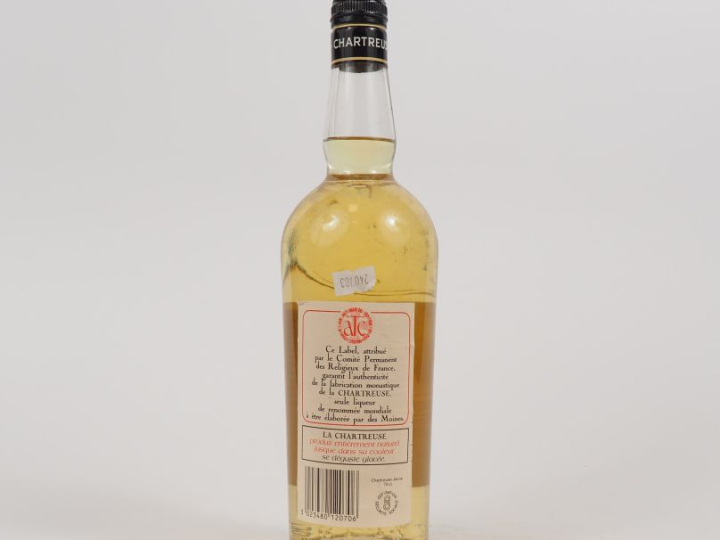 1 BOUTEILLE CHARTREUSE JAUNE PERIODE 1982-1992 - ETA