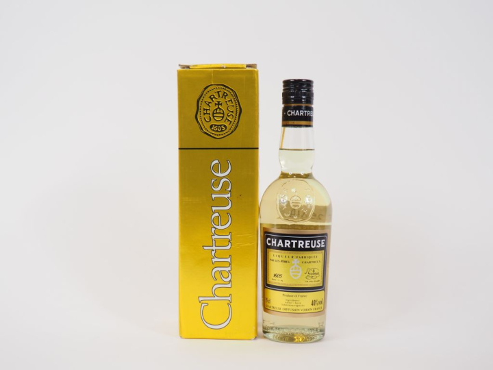 1 BOUTEILLE (35 CL) CHARTREUSE JAUNE 1995 - COFFRET