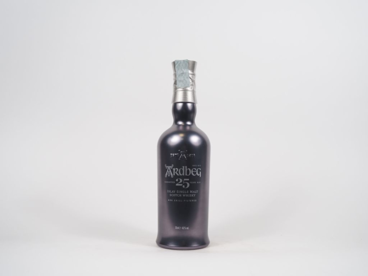 ARDBEG 25 YEARS 70 cl - 46 %