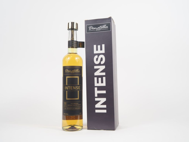 DONATELLA 10 YEARS INTENSE BOTTLE N° 66/100 50 cl - 40 %