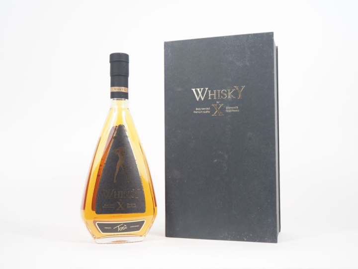 WHISKY BY X (2 BOUTEILLES) : 
JOY
TORI BLACK