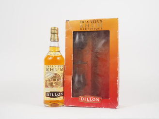 Vente aux enchères  1 BOUTEILLE TRÈS VIEUX RHUM DILLON 45 °- 1982 - COFFRET