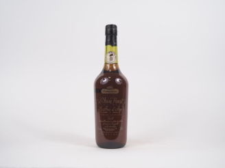 Vente aux enchères 1 BOUTEILLE RHUM VIEUX 15 ANS D'AGE "CUVÉE DU MILLÉNAIRE" DAMOISEAU 42