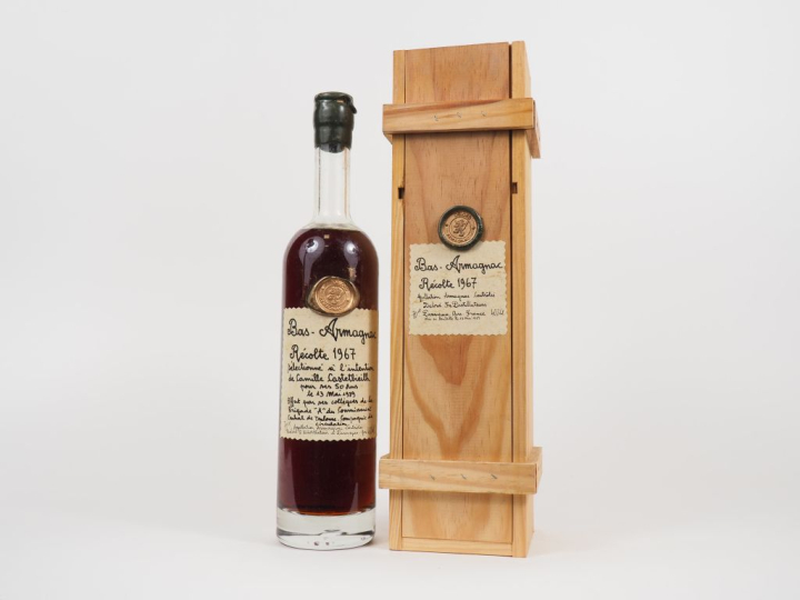 1 BOUTEILLE BAS ARMAGNAC DELORD - 1967 - COFFRET -  CAPS CIRE ABIMÉE