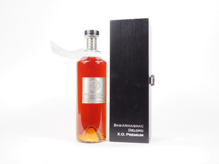 1 BOUTEILLE BAS ARMAGNAC "XO PREMIUM" DELORD - COFFRET