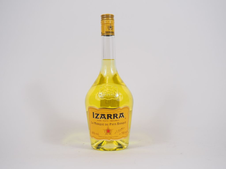 1 BOUTEILLE IZARRA JAUNE