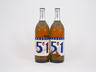 Vente aux enchères 2 BOUTEILLES PASTIS 51 PERNOD - ETA