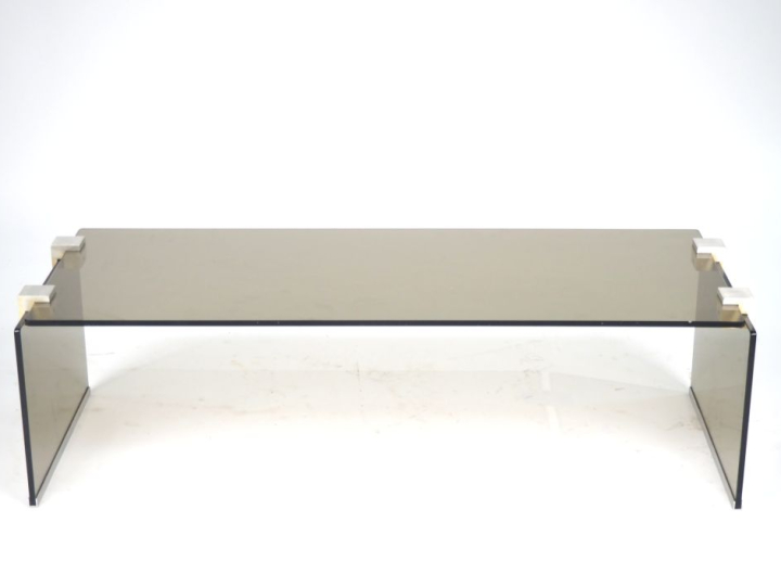 Table basse 1970 en verre fumé, attaches du plateau et du piétement en