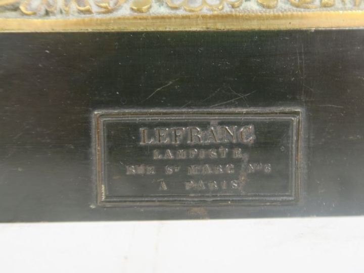 Lampe de bureau de style Empire en métal en forme de colonne corinthie