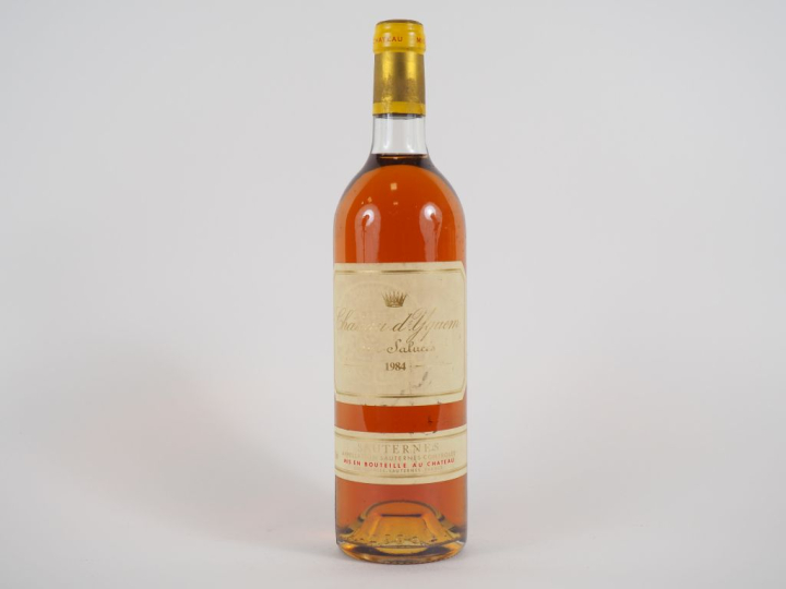 1 BOUTEILLE CHÂTEAU D'YQUEM 1er CCS SAUTERNES - 1984 - BG/ETLA