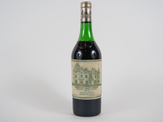 Vente aux enchères 1 BOUTEILLE CHÂTEAU HAUT BRION 1er GCC GRAVES - 1979 - 5 CM/ETLF