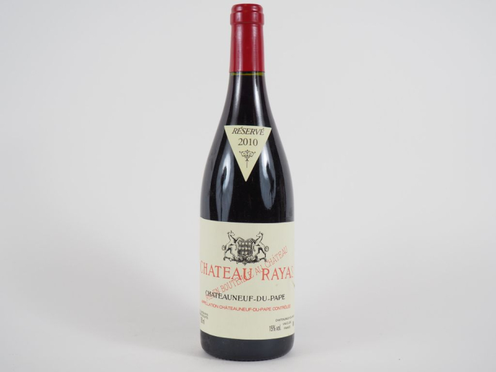 1 BOUTEILLE CHÂTEAU RAYAS CHÂTEAUNEUF DU PAPE - 2010 - ET LÉGER PLISSÉ