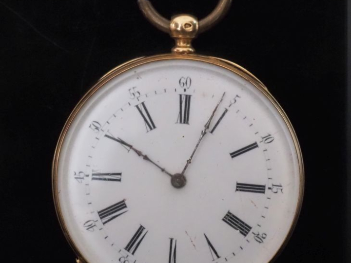 Montre de gousset Napoléon III en or jaune 750.  Cadran à chiffres ara