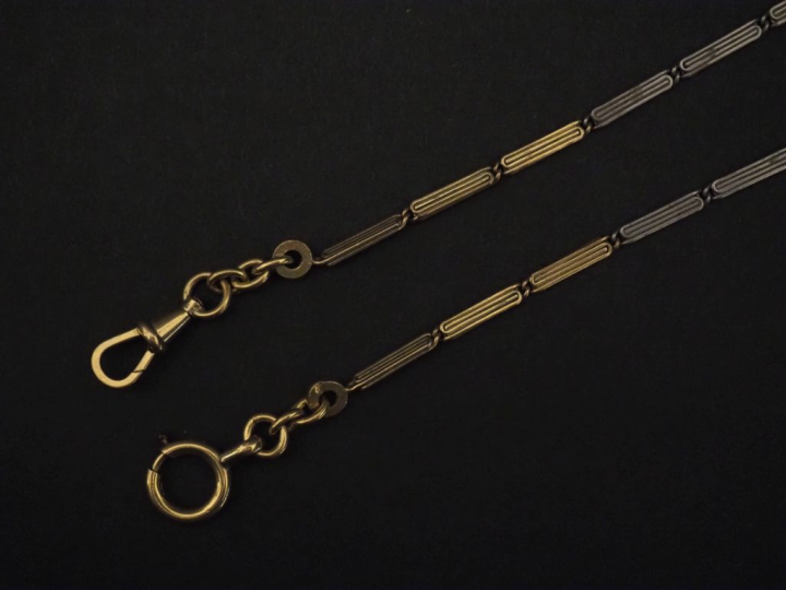 Montre de gousset de style Art déco en or jaune 750.  Cadran à chiffre