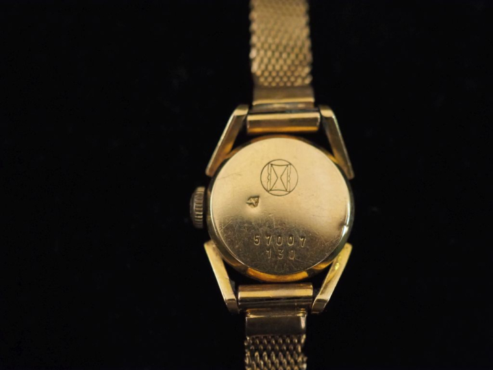 FAVRE - LEUBA Montre bracelet de dame, boitier et bracelet en or jaune