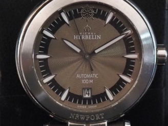 Vente aux enchères Michel HERBELIN, Newport Ref. 1666/BC Montre bracelet en acier.  Cadra