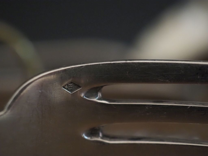 Partie de ménagère de style Louis XV en argent 925, poinçon Minerve, m