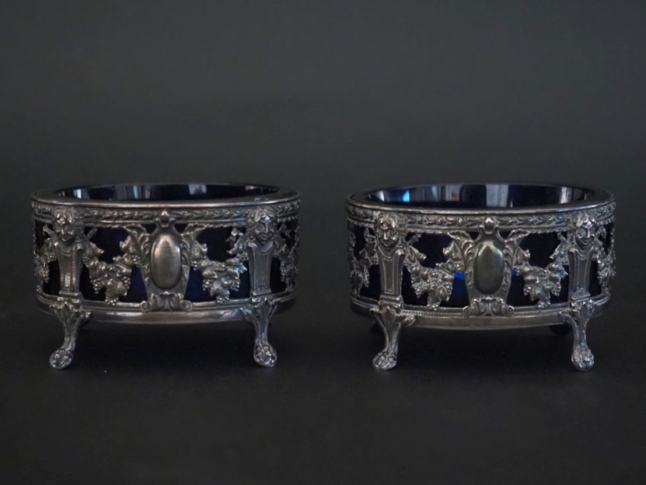 Paire de salerons de style Louis XVI en argent 925, poinçon Minerve, à