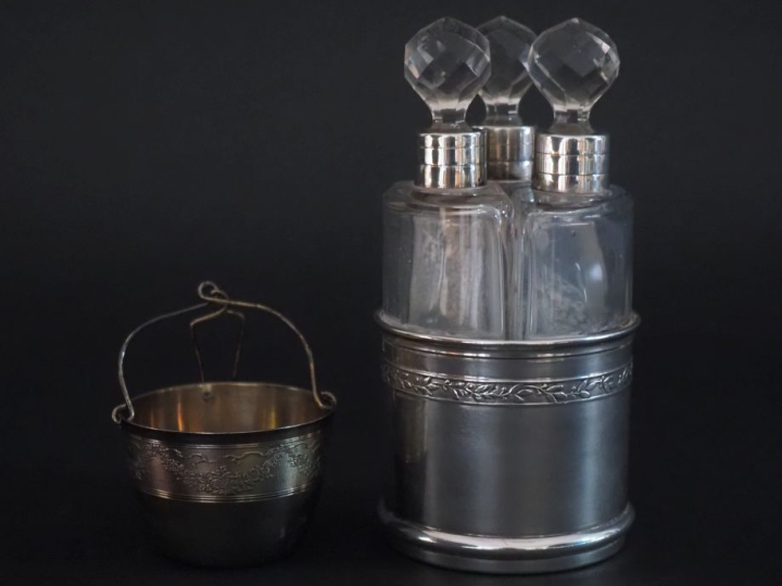 Cave à parfum de style Louis XVI en argent 925, poinçon Minerve et cri