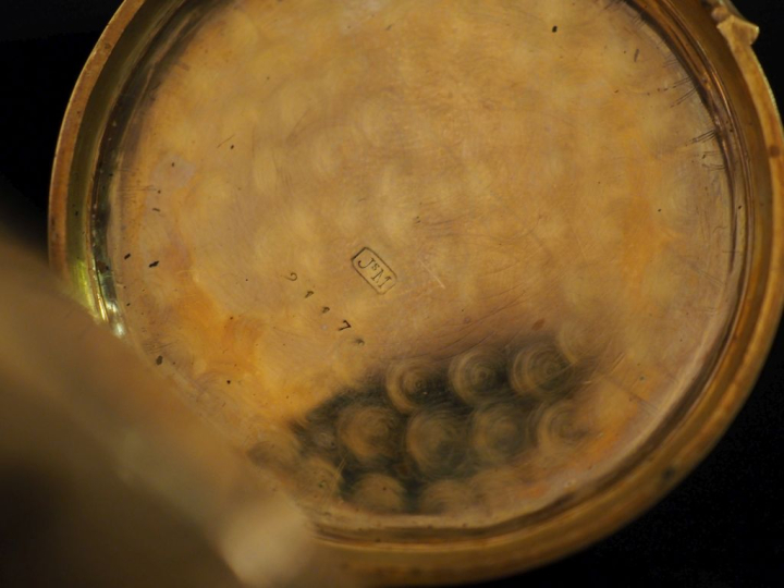 ETABLISSEMENT DE GENEVE Montre de gousset en or jaune 750.  Cadran à c