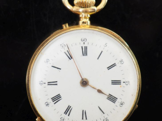 Vente aux enchères DOMERGUES Petite montre de col Napoléon III en or jaune 750.  Cadran à