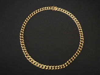 Vente aux enchères Collier souple en or jaune 750, maille gourmette disposées en chute.  